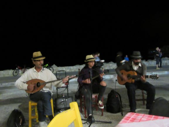 62. Singers at Portofino.JPG